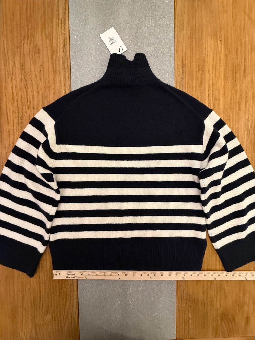 Theory Stripe Felted Wool Cashmere Turtleneck Sweater Navy Ivory Large NWT - Picture 8 of 13